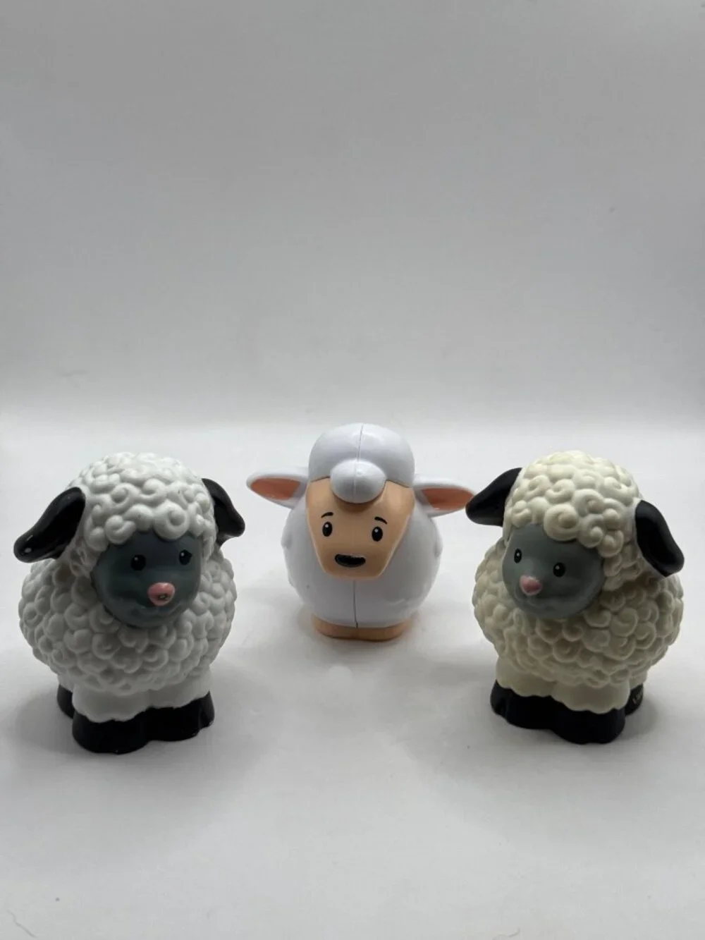 Fisher-Price Little People Farm Animal Sheep Lot Vintage & Modern